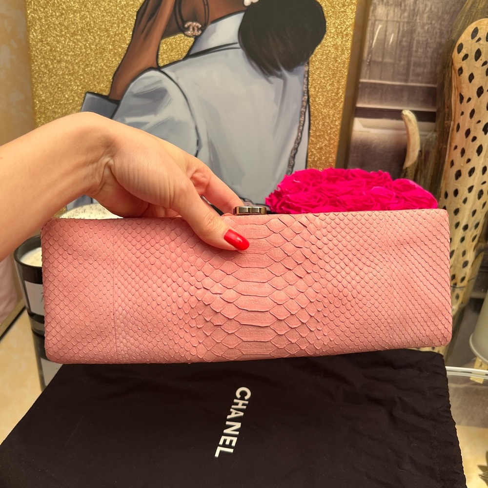 Chanel pink python clutch - Picture 6 of 10